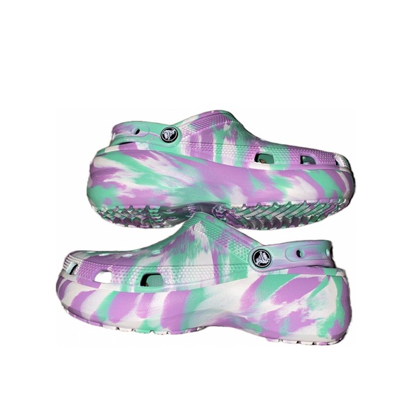 Platform Crocs - Picture 2 of 4